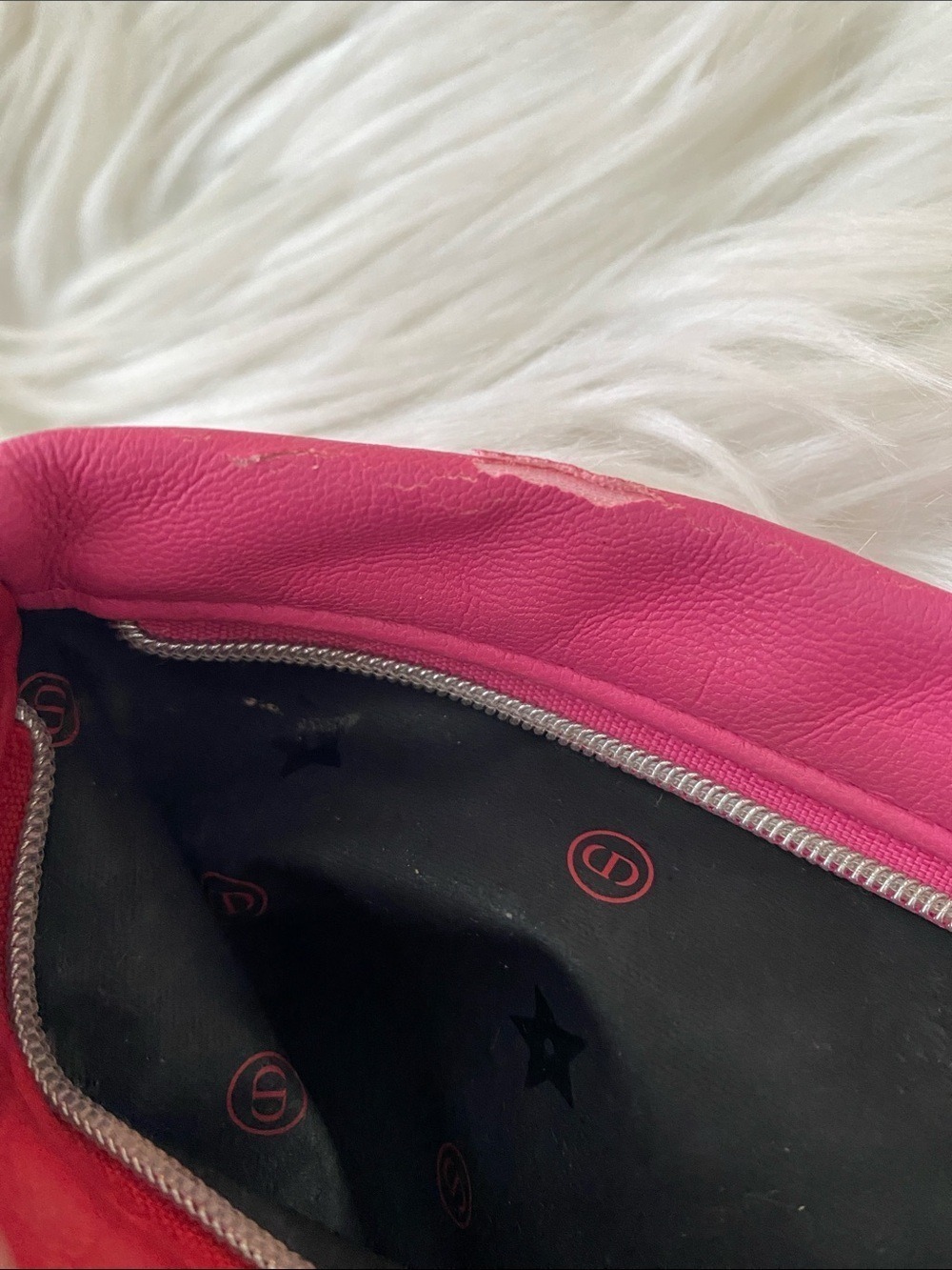 Christian Dior red/pink faux leather makeup bag-Embossed Logo - Picture 9 of 10